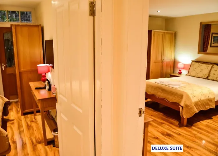 Edinburgh City Suites