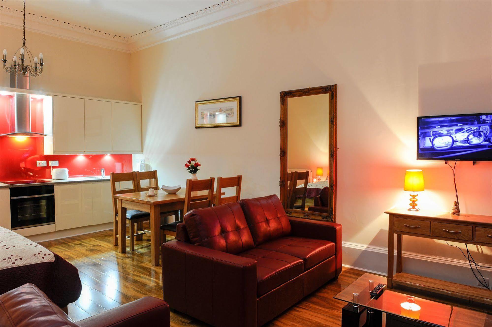 Edinburgh City Suites Aparthotel EDI